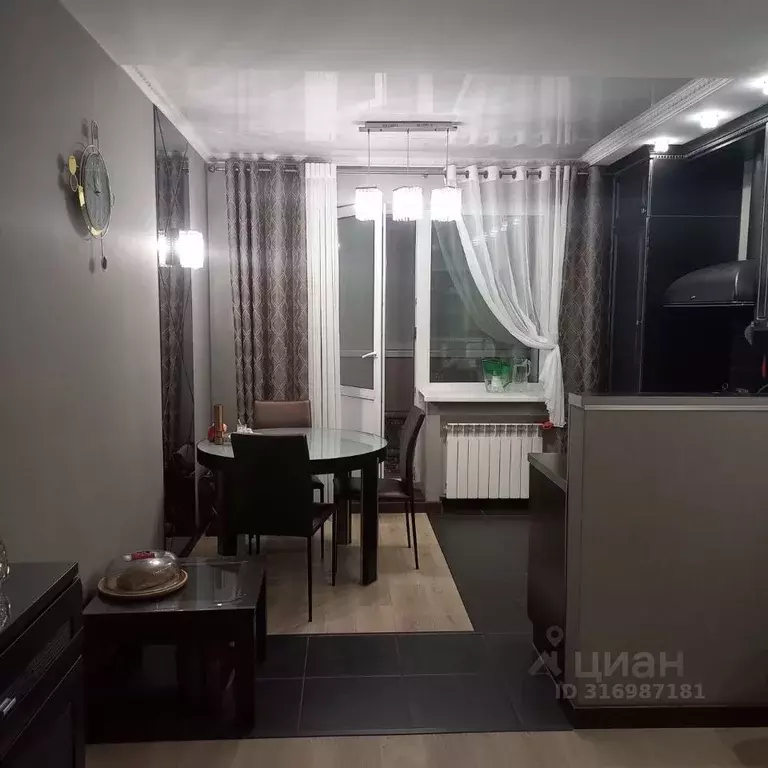 2-к кв. Самарская область, Самара ул. Куйбышева, 15с1 (92.2 м) - Фото 1