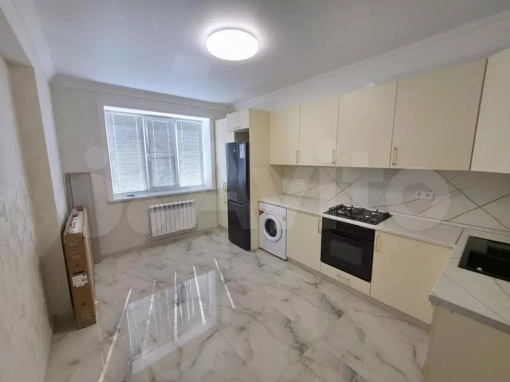 2-к. квартира, 70 м, 6/9 эт. - Фото 0
