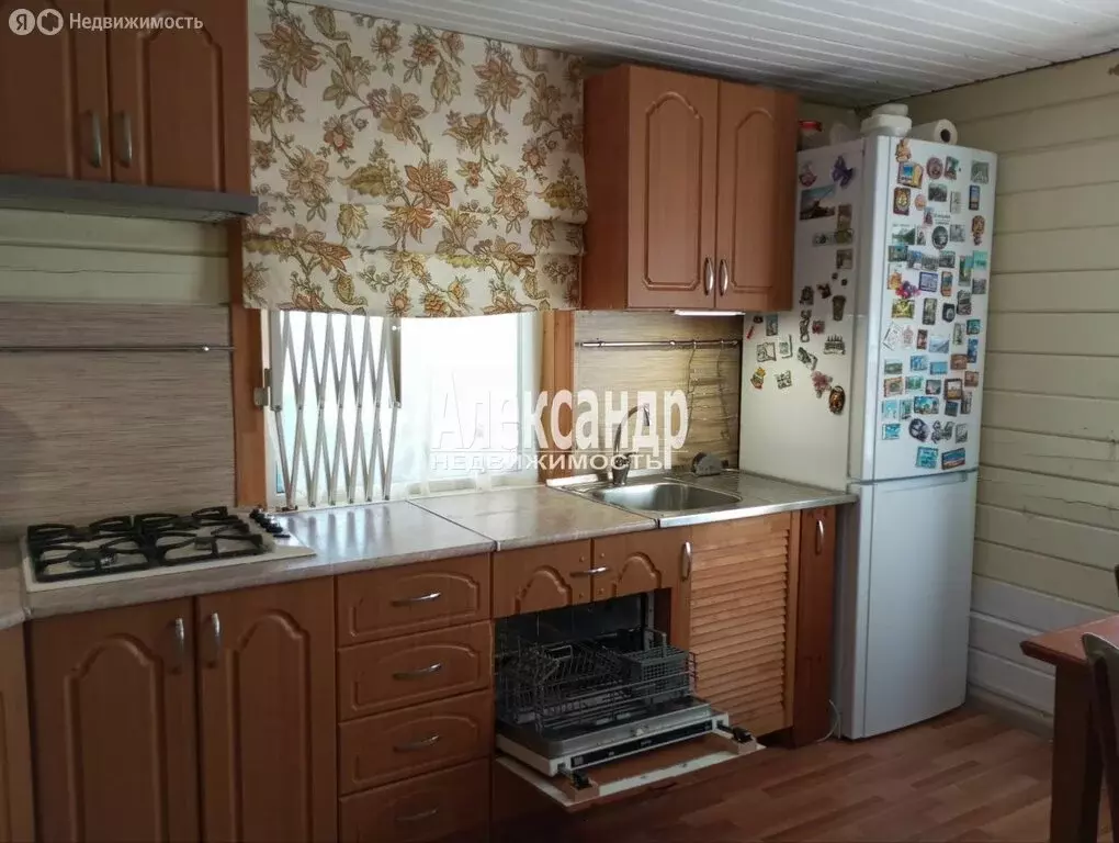 Дом в Рахьинское городское поселение, садоводческий массив Борисова ... - Фото 0