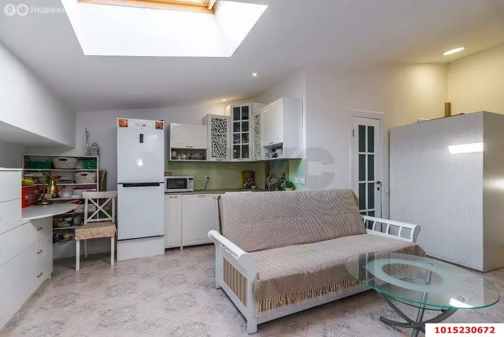 Квартира-студия: Краснодар, Домбайская улица, 10/1к2 (37 м) - Фото 2