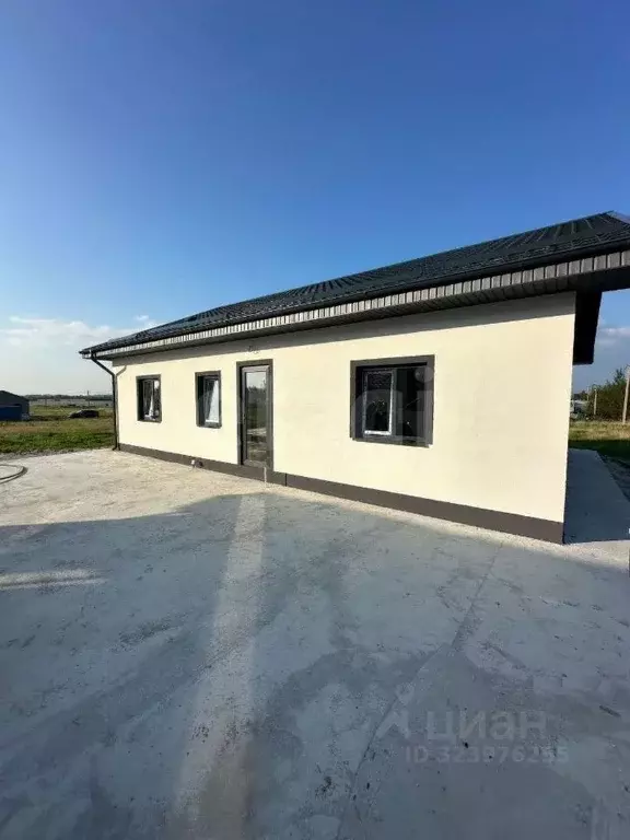 Дом в Калининградская область, Гурьевский муниципальный округ, пос. ... - Фото 1