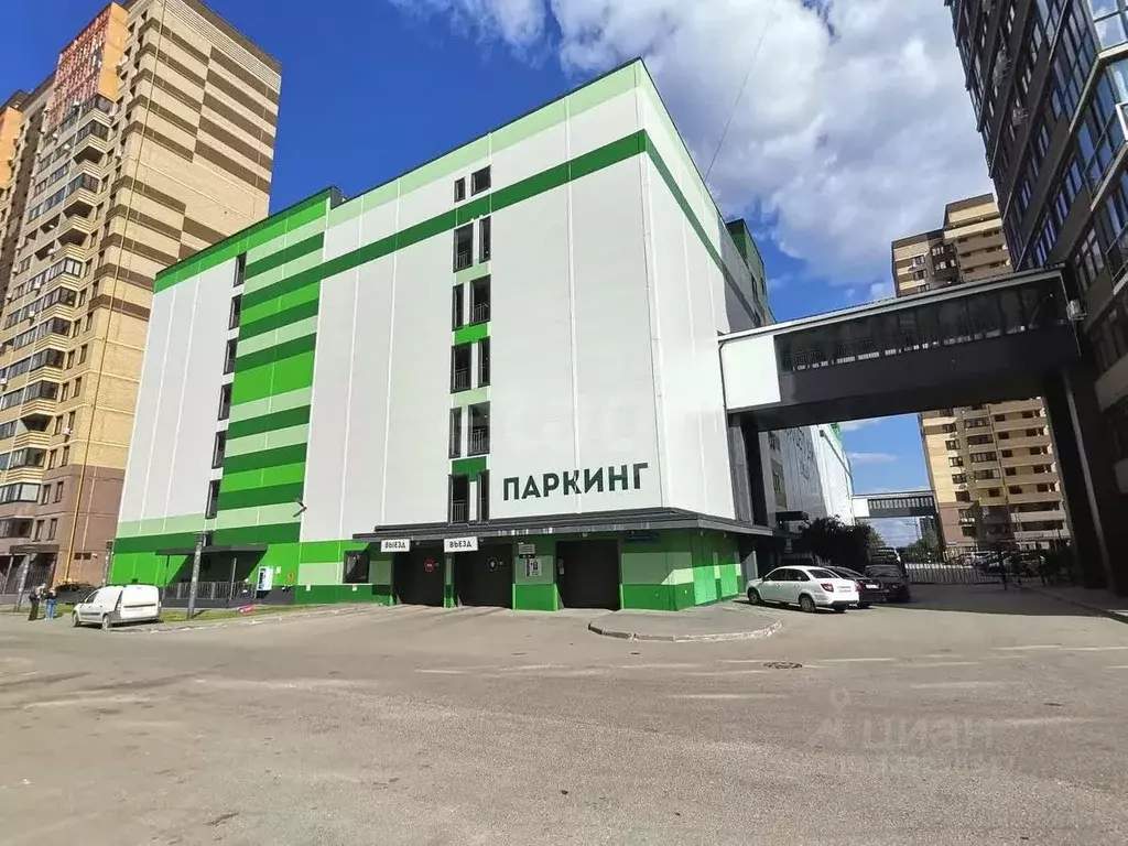Гараж в Тюменская область, Тюмень ул. Тимофея Чаркова, 79с1 (14 м) - Фото 1