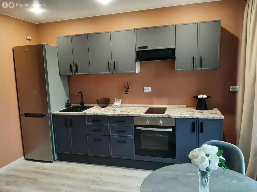 1-комнатная квартира: Казань, улица Братьев Батталовых, 20Ак2 (32 м) - Фото 1