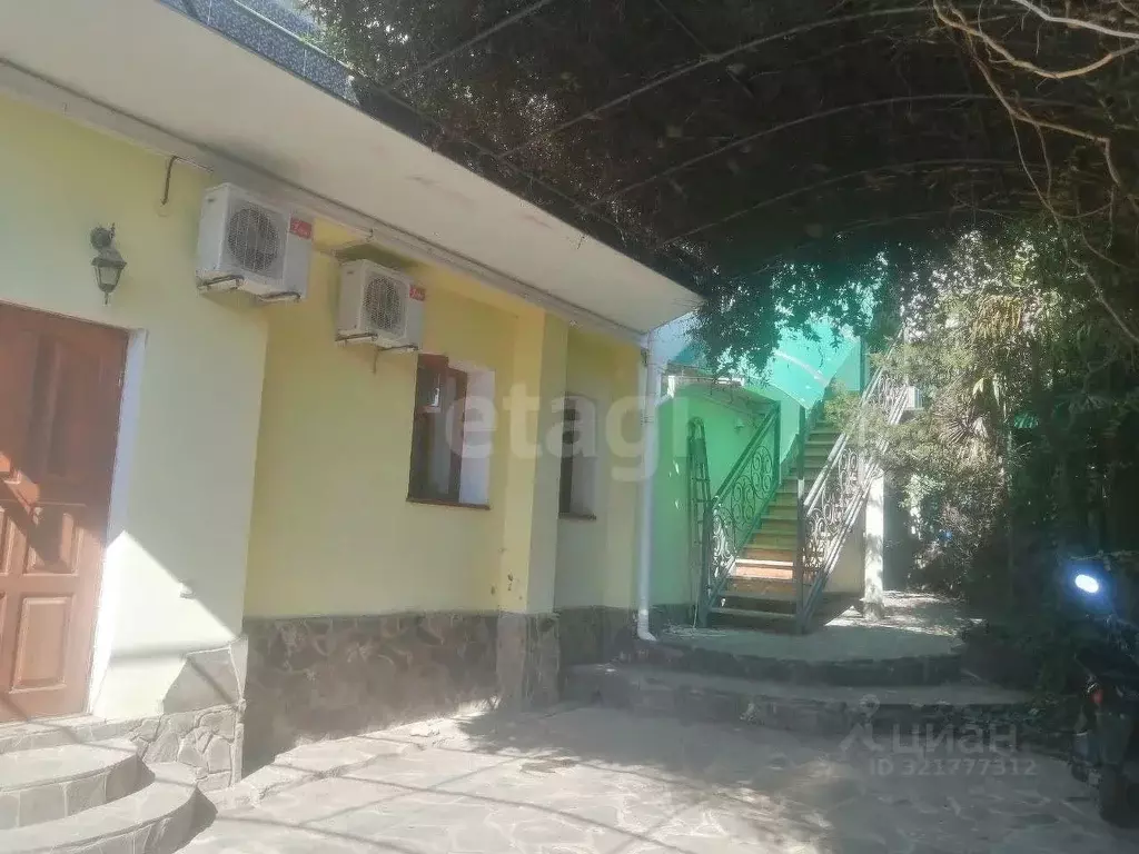 Дом в Крым, Алушта муниципальный округ, с. Малореченское ул. ... - Фото 2