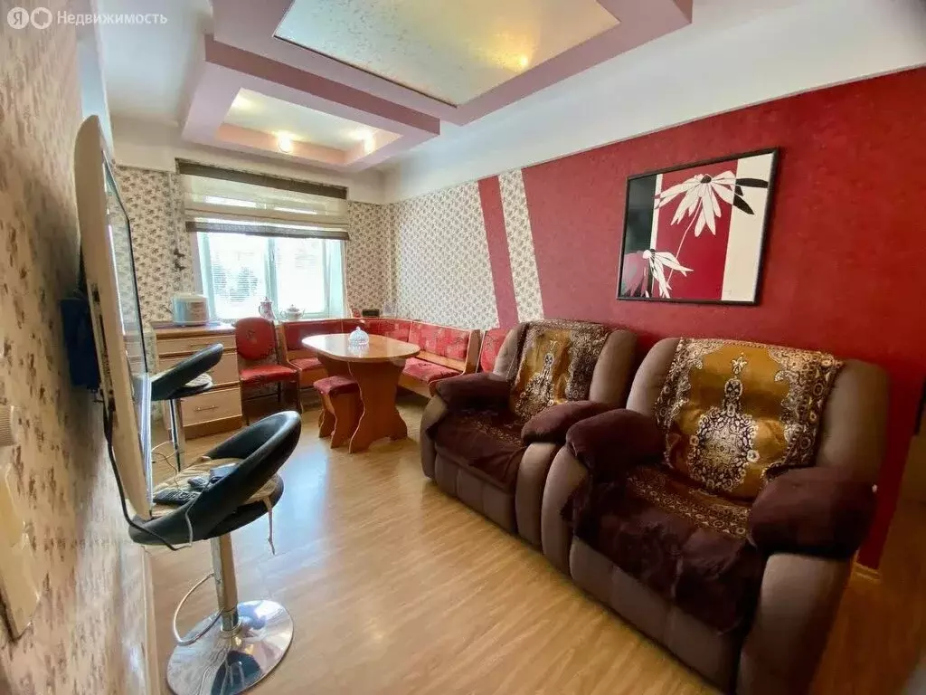 3-комнатная квартира: Ачинск, 6-й микрорайон, 12 (59.3 м) - Фото 1