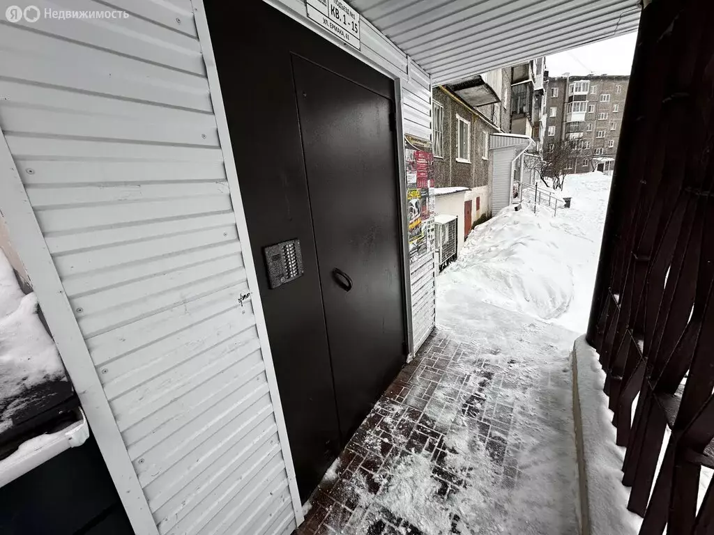 2-комнатная квартира: Нижний Тагил, улица Ермака, 61 (46 м) - Фото 2