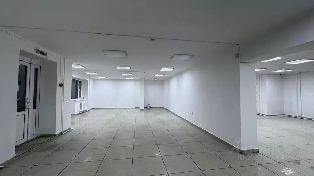 Торговая площадь в Смоленская область, Смоленск ул. Академика Петрова, ... - Фото 1