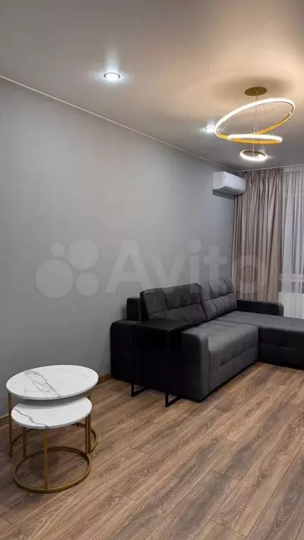 2-к. квартира, 70 м, 7/16 эт. - Фото 1