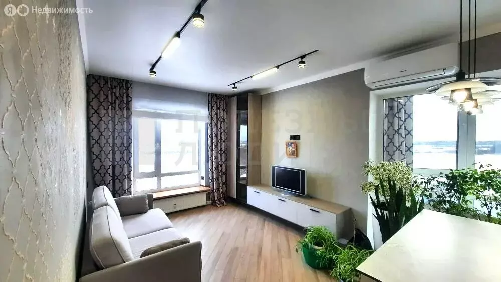 3-комнатная квартира: Великий Новгород, Колмовская набережная, 71 ... - Фото 2