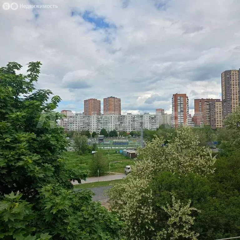 2-комнатная квартира: Ростов-на-Дону, микрорайон Северный, бульвар ... - Фото 0