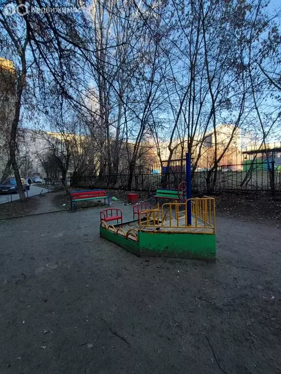 3-комнатная квартира: Екатеринбург, улица Большакова, 22к3 (56 м) - Фото 2