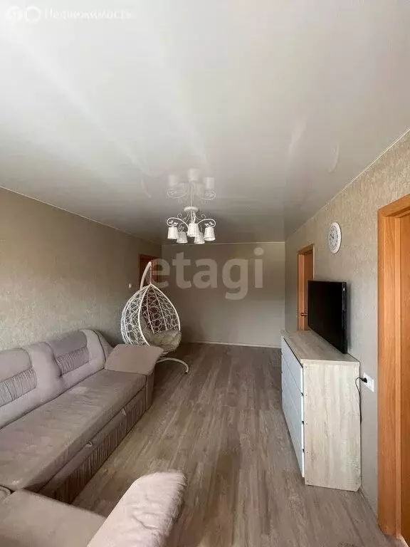 4-комнатная квартира: Пермь, улица Малкова, 4 (62 м) - Фото 1