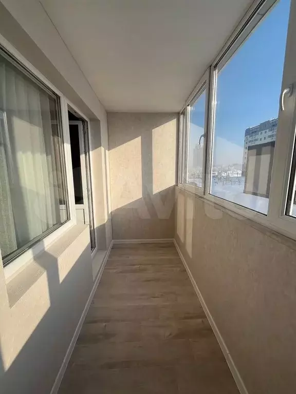 2-к. квартира, 63 м, 4/9 эт. - Фото 0