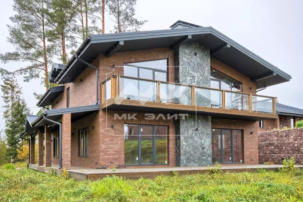 Коттедж в Ленинградская область, Всеволожский район, Бугровское ... - Фото 1