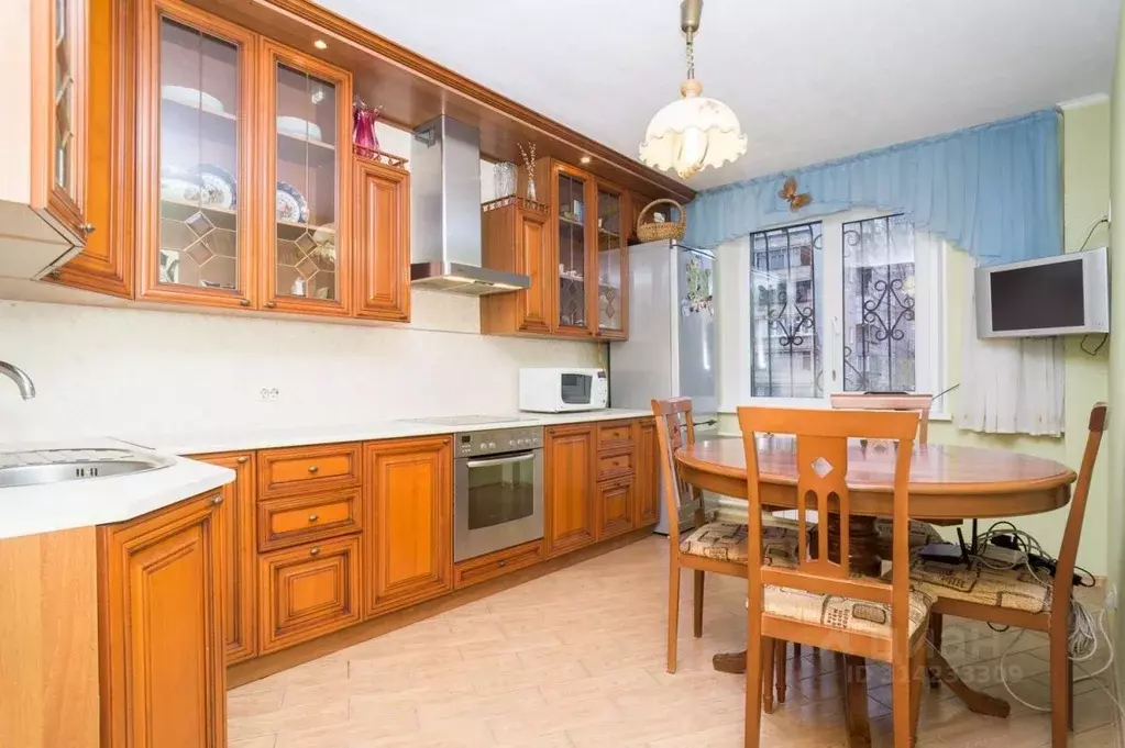 2-к кв. Челябинская область, Челябинск ул. Захаренко, 5А (77.0 м) - Фото 0