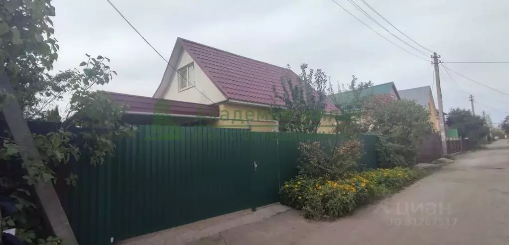 Дом в Саратовская область, Энгельсский район, Красноярское . - Фото 0