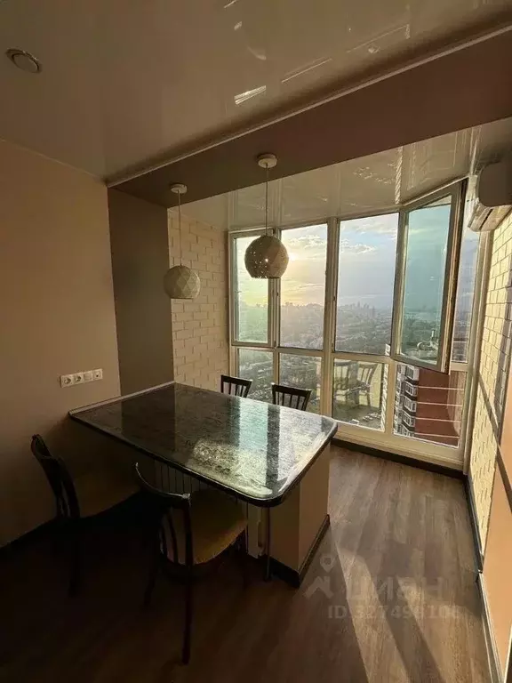 2-к кв. Приморский край, Владивосток 71-й мкр, ул. Ватутина, 4Ж (46.0 ... - Фото 2