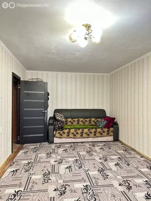 2-комнатная квартира: Октябрьский, 34-й микрорайон, 29 (50 м) - Фото 1