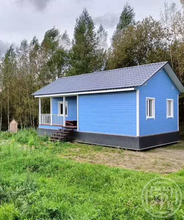 Дом в Ленинградская область, Выборгский район, Рощинское городское ... - Фото 1