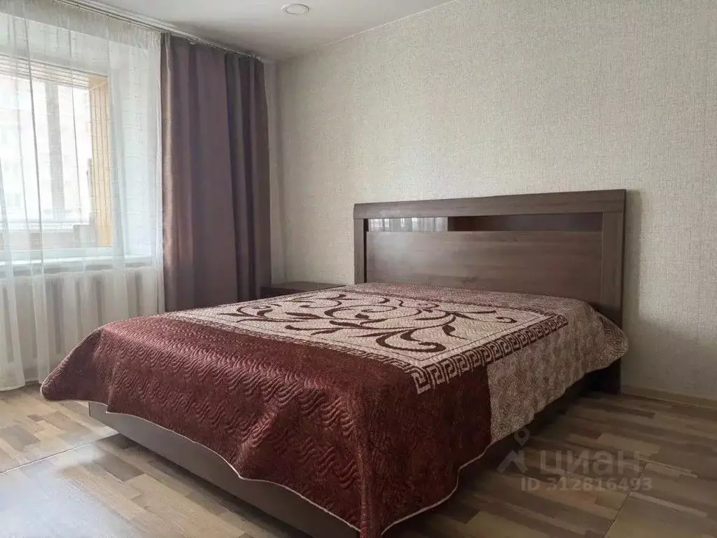 1-к кв. Кировская область, Киров Октябрьский просп., 153 (50.0 м) - Фото 0