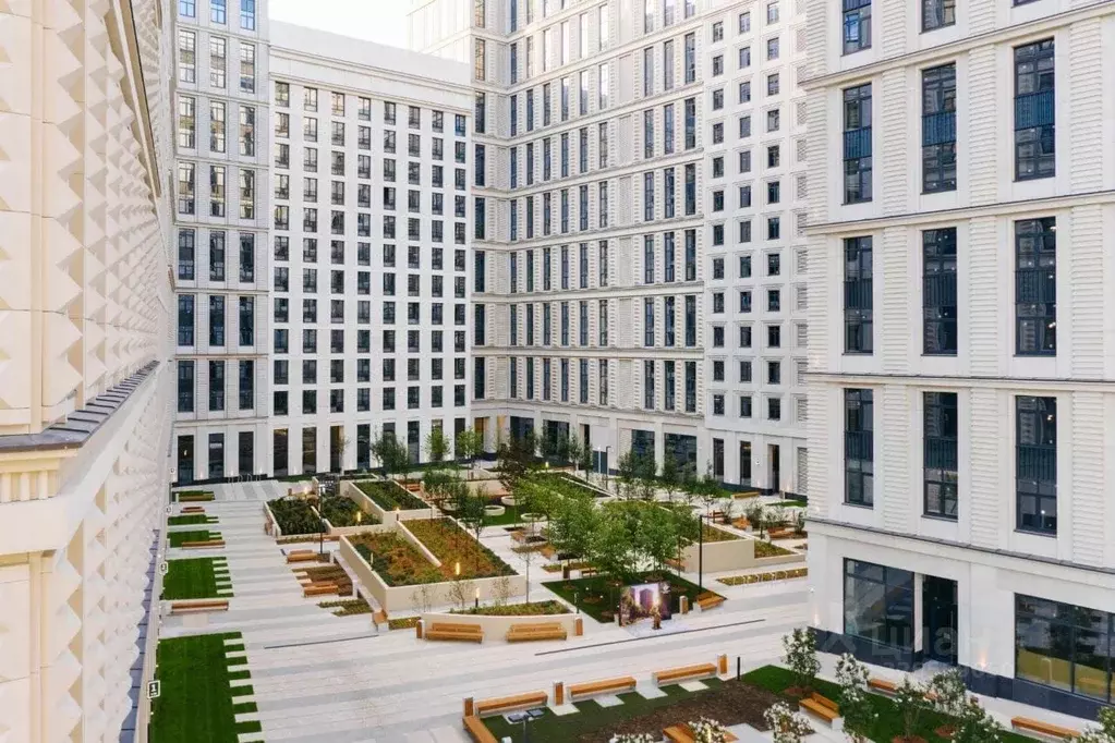 Гараж в Москва Новоалексеевская ул., 16к3 (13 м) - Фото 1