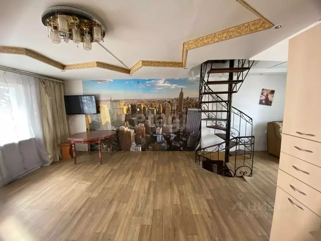 Дом в Алтай, Горно-Алтайск Мостовая ул., 43 (150 м) - Фото 1