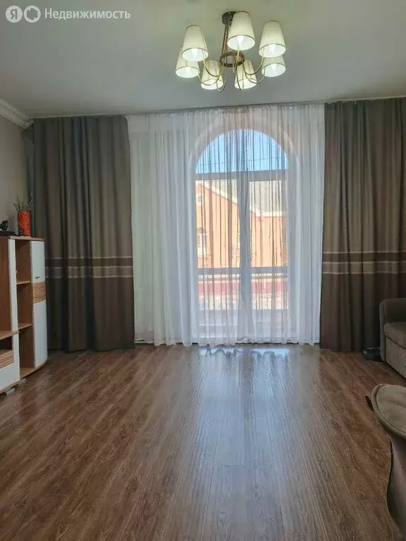 3-комнатная квартира: Бирюсинск, Советская улица, 8 (78 м) - Фото 2