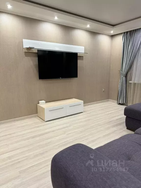 2-к кв. Татарстан, Казань ул. Салиха Батыева, 13 (72.0 м) - Фото 0