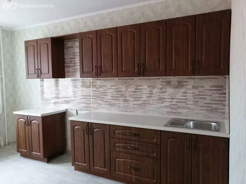 1-комнатная квартира: Тюмень, улица Пермякова, 84к2 (45 м) - Фото 1