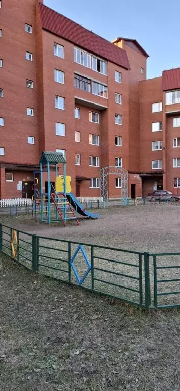 2-к кв. Карелия, Питкяранта ул. Титова, 1 (50.8 м) - Фото 0