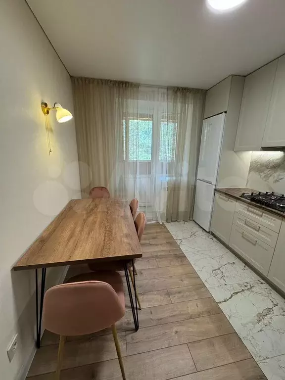 1-к. квартира, 44 м, 4/10 эт. - Фото 1