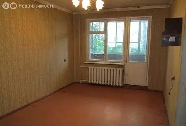 4-комнатная квартира: Энгельс, 2-й микрорайон, 28 (60 м) - Фото 0