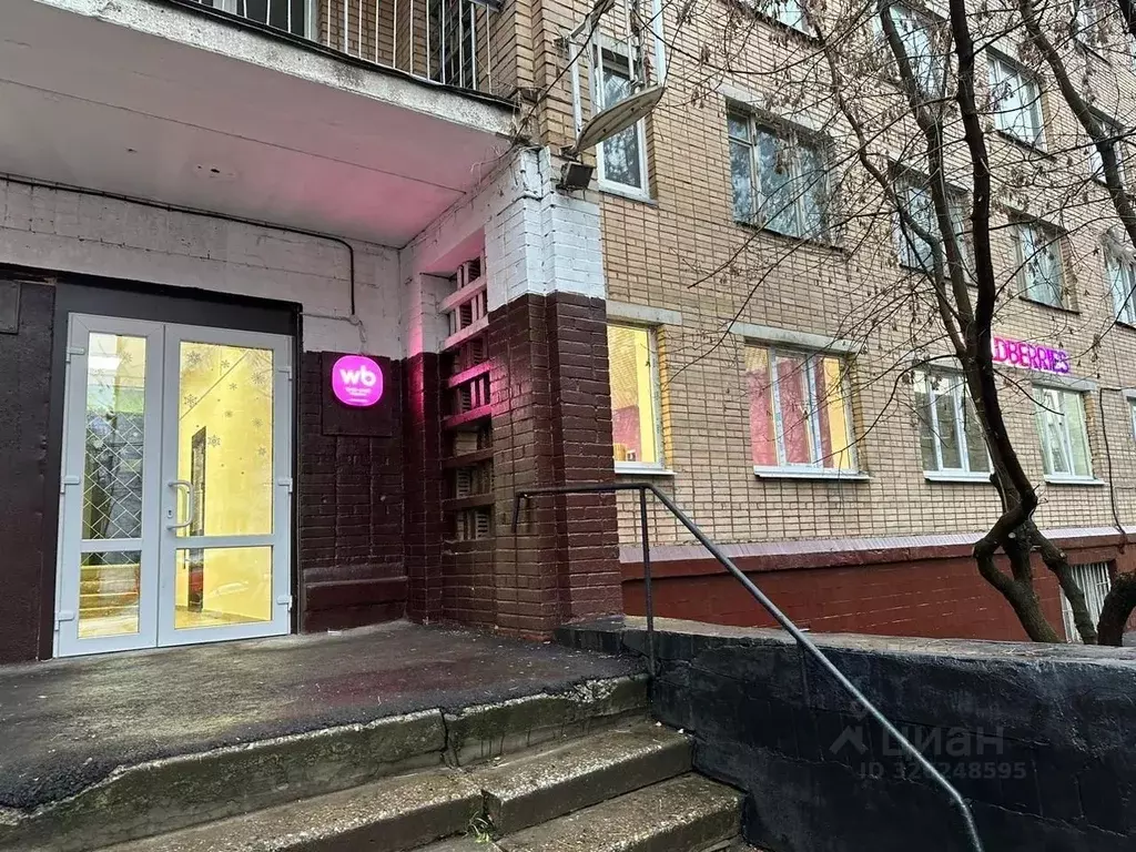 Торговая площадь в Москва ул. 50 лет Октября, 6 (80 м) - Фото 2