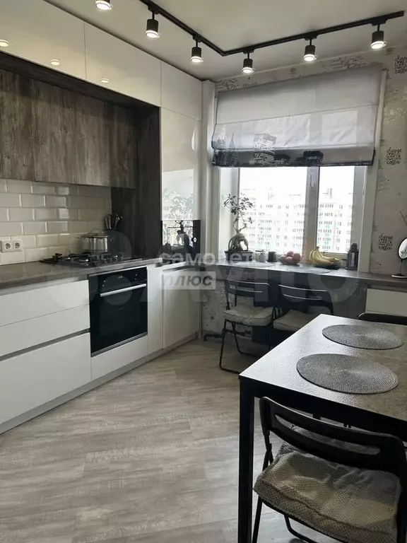 3-к. квартира, 69 м, 8/9 эт. - Фото 1