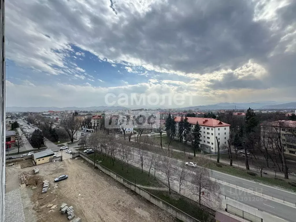 2-к кв. Кабардино-Балкария, Нальчик ул. Идарова, 174 (84.0 м) - Фото 1