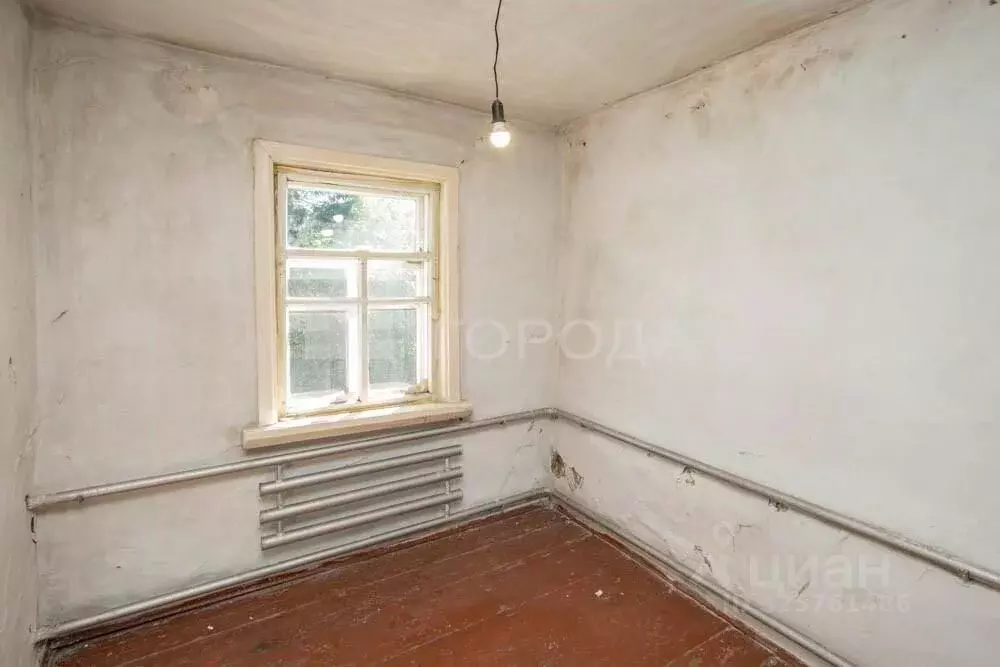 Дом в Кемеровская область, Новокузнецк Карьерная ул. (43 м) - Фото 1