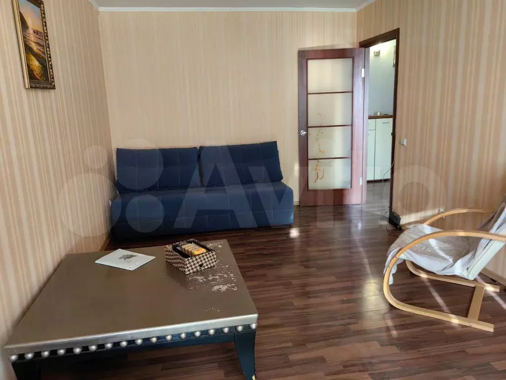 1-к. квартира, 42 м, 8/10 эт. - Фото 0