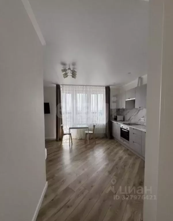 Студия Татарстан, Казань ул. Родины, 26Е (32.8 м) - Фото 1