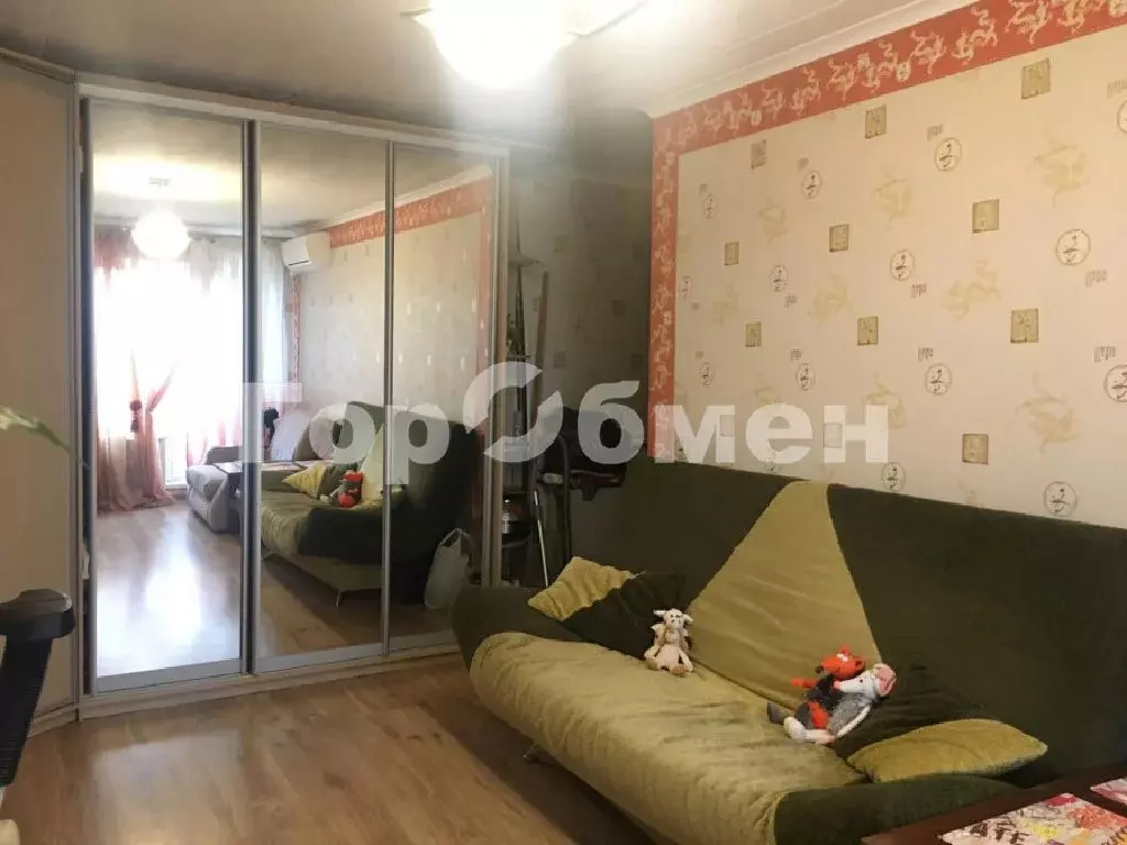 Продается 2-комнатная квартира - Фото 1