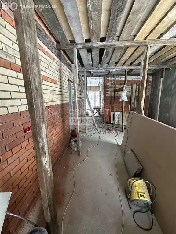 Дом в Свердловская область, Среднеуральск (100 м) - Фото 2