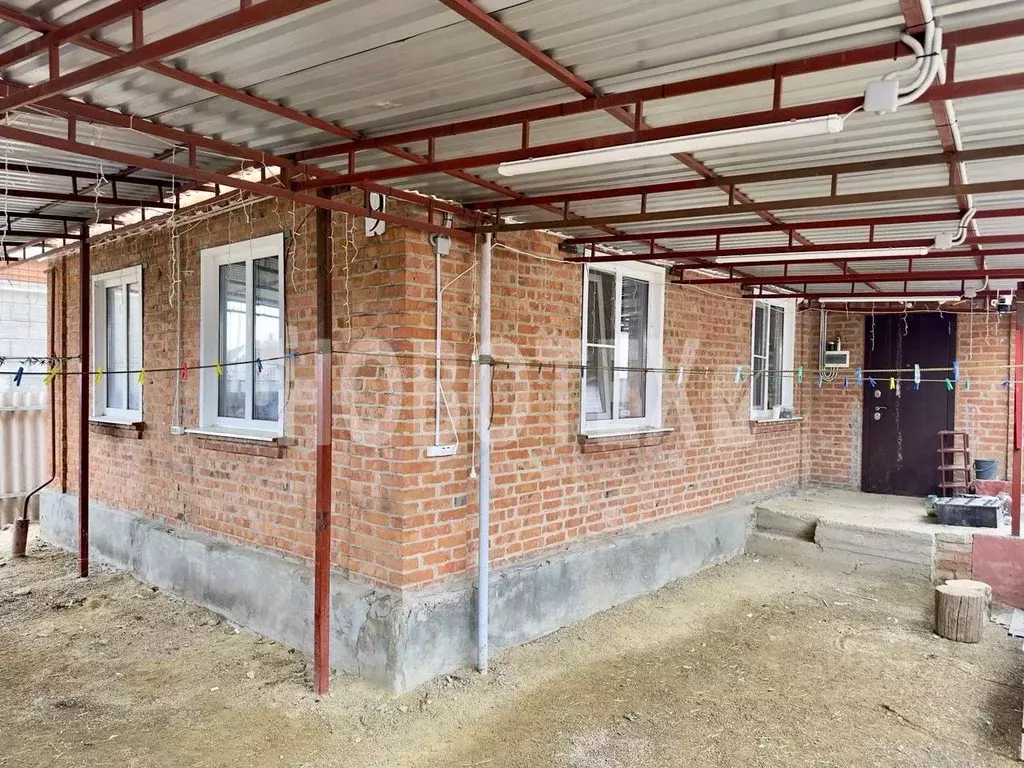 Дом в Краснодарский край, Каневская ст-ца ул. Московская, 9 (55 м) - Фото 1