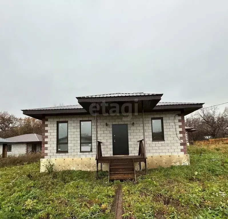 Дом в Башкортостан, Иглинский район, Акбердинский сельсовет, д. ... - Фото 2