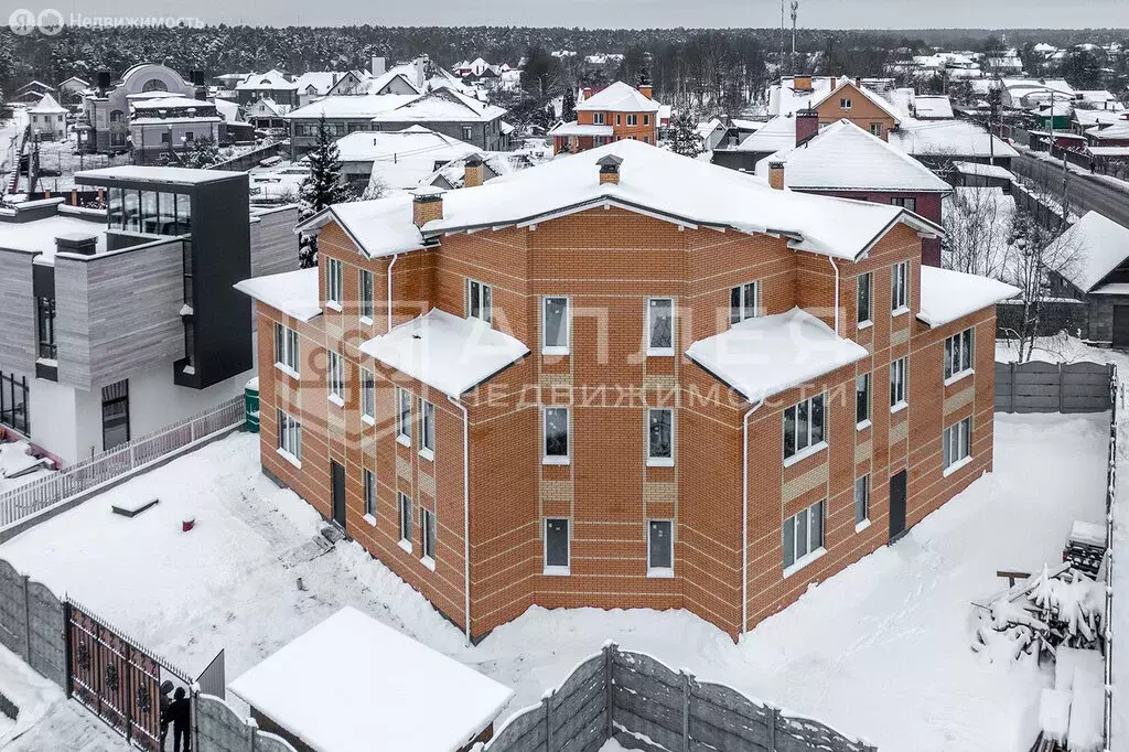 Дом в Московская область, городской округ Красногорск, деревня ... - Фото 1