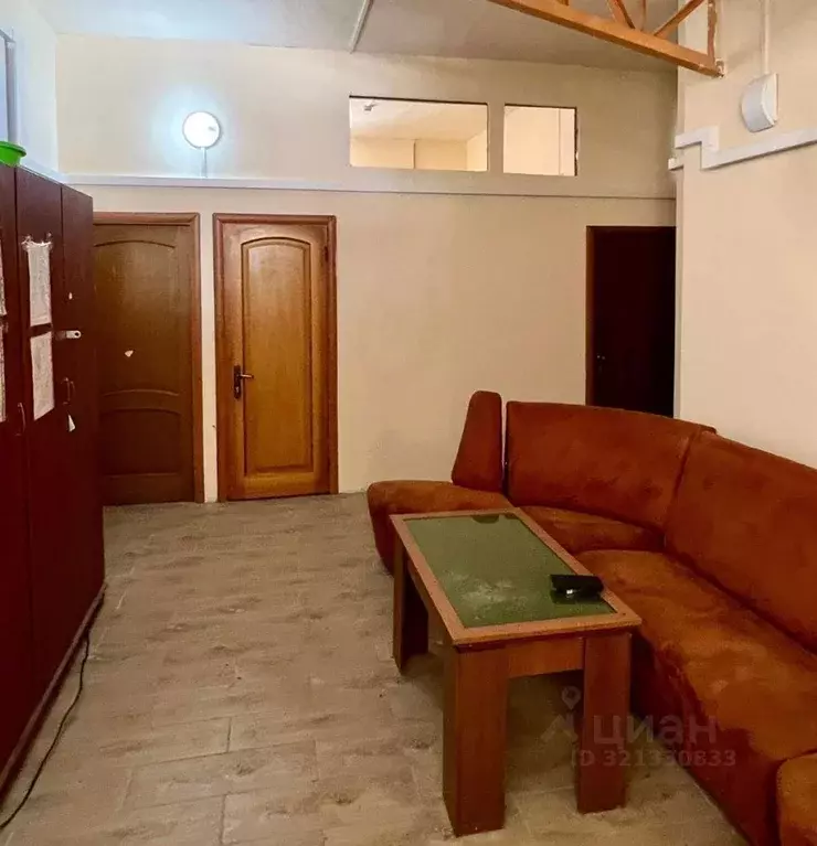 Дом в Крым, Симферополь ул. Севастопольская (1000 м) - Фото 1