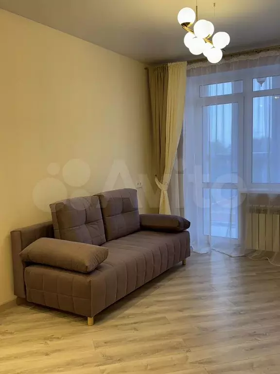 1-к. квартира, 49 м, 5/9 эт. - Фото 1
