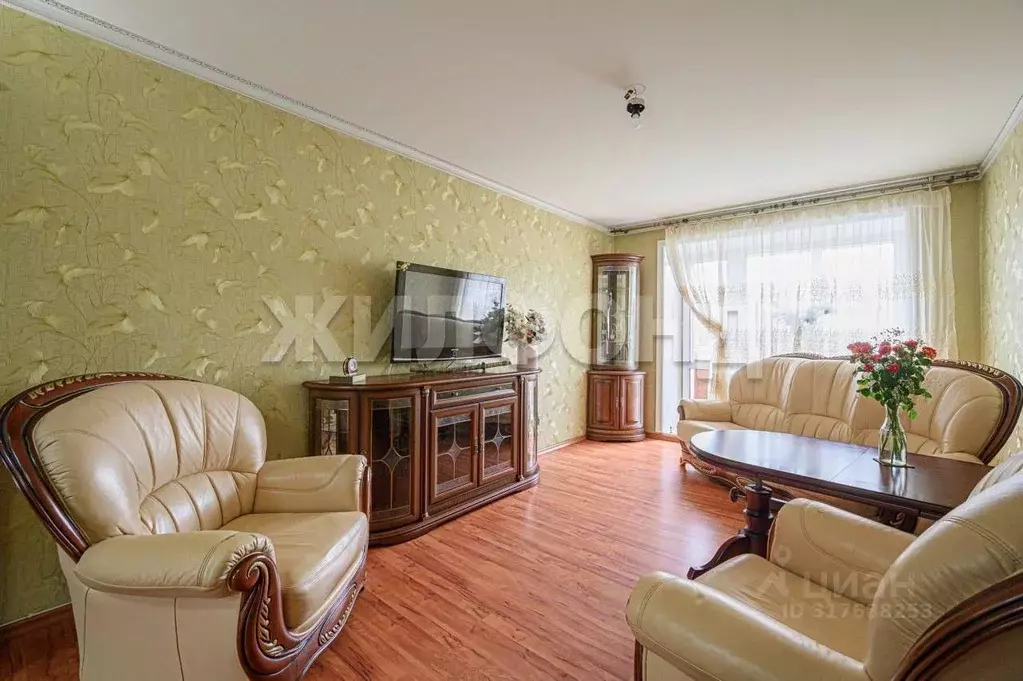2-к кв. Новосибирская область, Новосибирск ул. Гоголя, 4 (65.0 м) - Фото 1