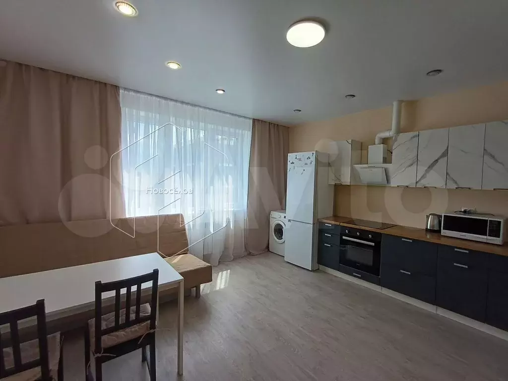 2-к. квартира, 65 м, 15/18 эт. - Фото 0