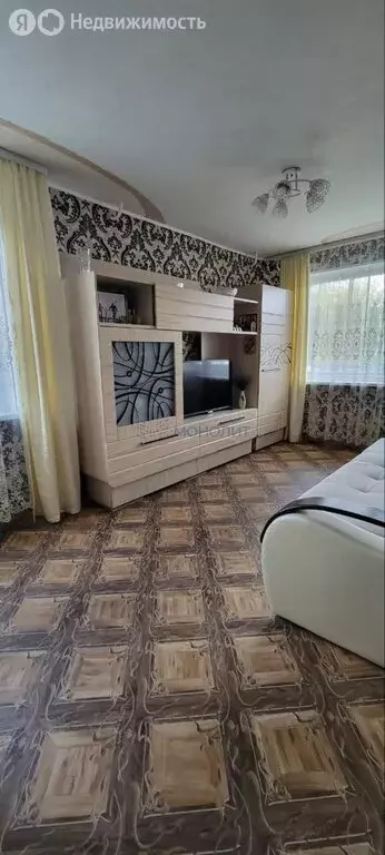 3-комнатная квартира: Нижний Новгород, жилой район Кузнечиха, улица ... - Фото 0