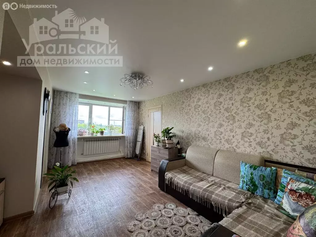 2-комнатная квартира: Екатеринбург, улица Степана Разина, 28 (44 м) - Фото 1