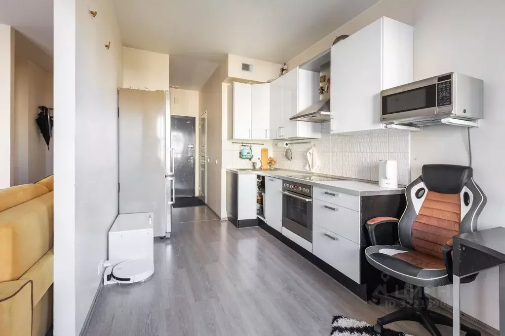 2-к кв. Санкт-Петербург ул. Оптиков, 51к1 (64.1 м) - Фото 0